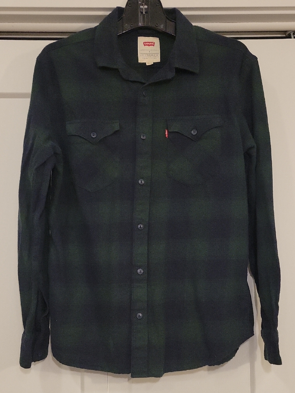 Levi's Men's Dark Green & Navy Plaid Button-Down Shirt, Size S